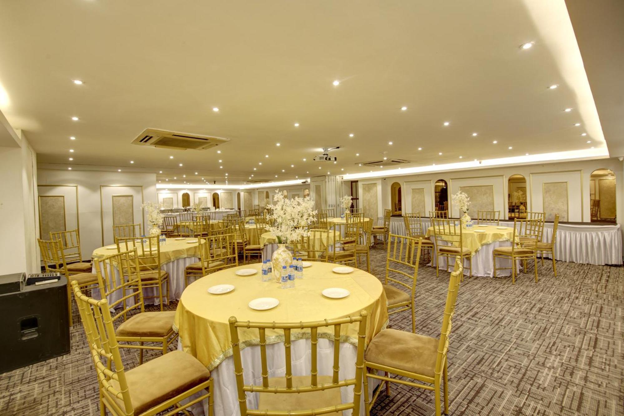Hotel Town Grand Patel Nagar New Delhi Ngoại thất bức ảnh