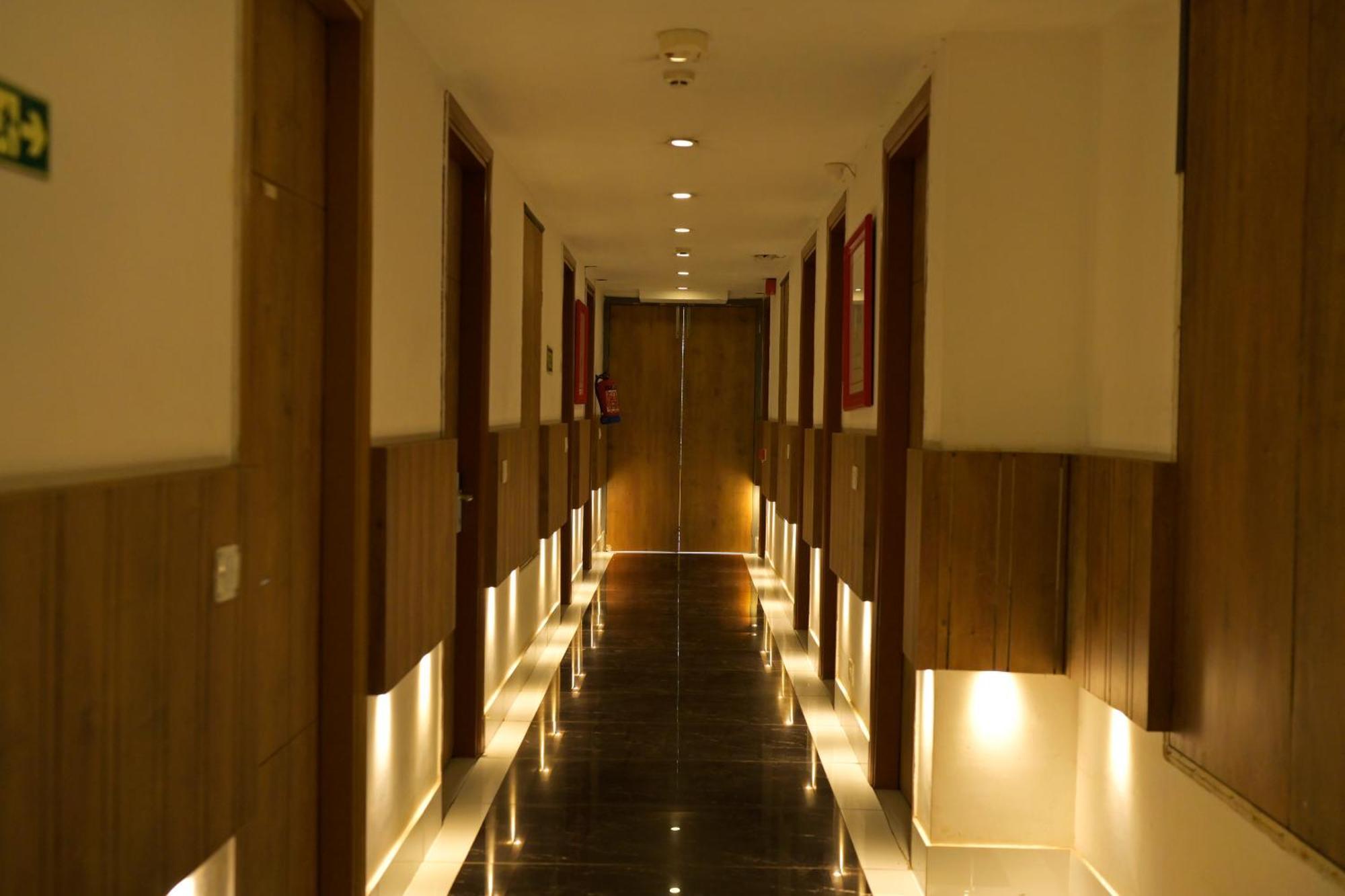 Hotel Town Grand Patel Nagar New Delhi Ngoại thất bức ảnh